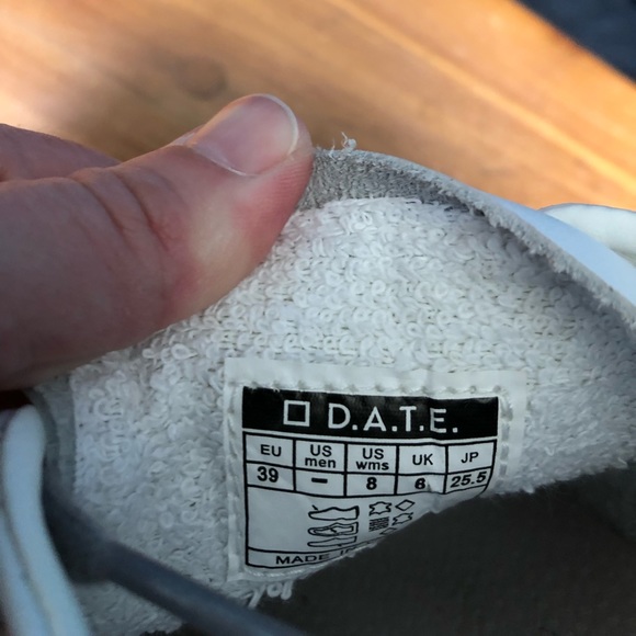 D.A.T.E. Low Top Leather Sneakers, sz 39 - Picture 7 of 7